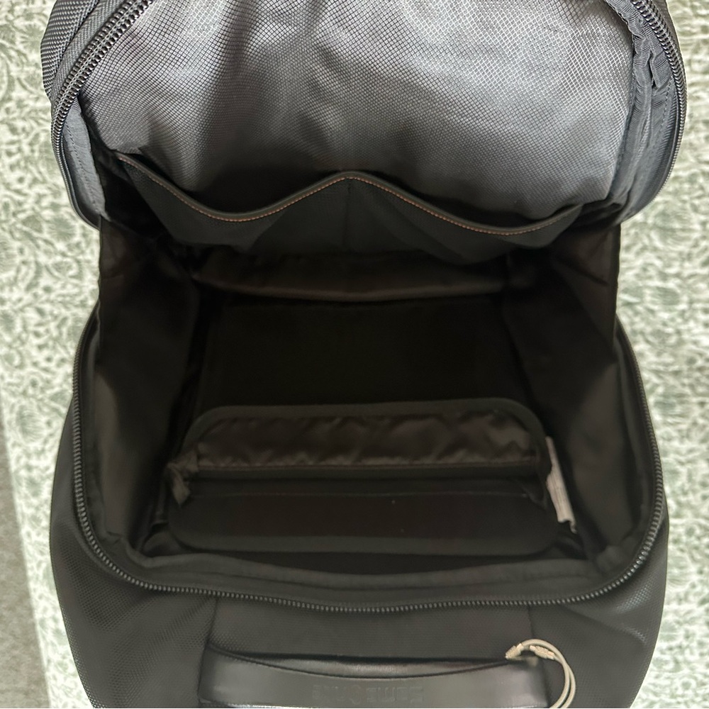 Samsonite Backpack - image 8
